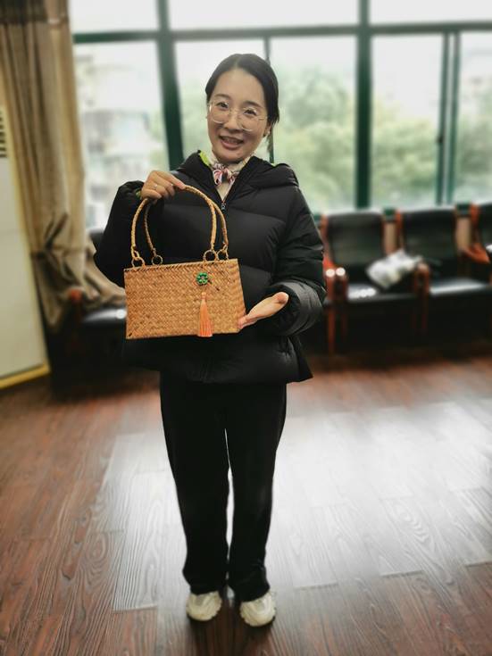 说明: lQDPJyIMcgvYIOXNDkDNCrCwVEMnPKoUWvEHQWVzOViRAA_2736_3648