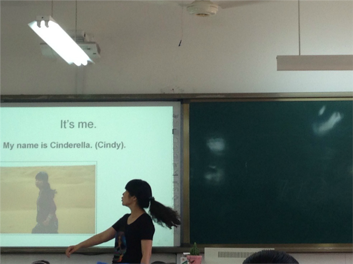 E:\中学\瓶窑中学\名师篇\名师篇\张慧群.png